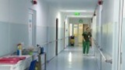 Cum s-a ajuns să fie 2.700 de pacienți pe listele de așteptare pentru operații urgente la un spital din Iași