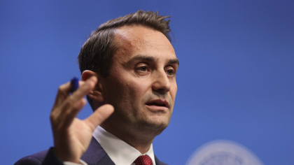 Ce se va întâmpla cu bugetarii care vor fi dați afară. Anunțul făcut de șeful Cancelariei premierului
