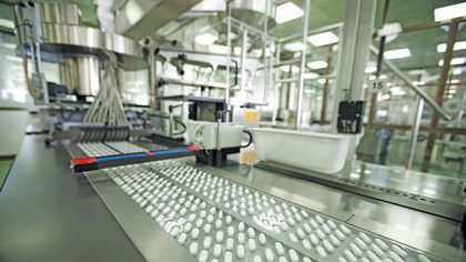Fabrica de medicamente Novartis de la Târgu-Mureş trimite produsele în peste 110 ţări