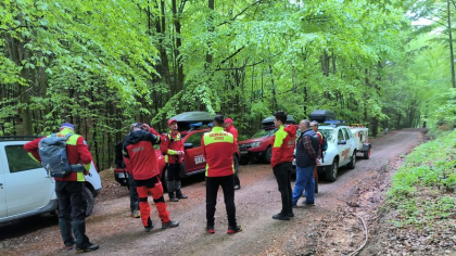 Bătrân dispărut în urmă cu două săptămâni, găsit mort de salvamontiști după ample căutări