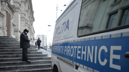 Grenadă defensivă descoperită în Alba Iulia. Intervenție de urgență a pirotehniștilor