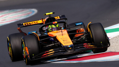 Formula 1: Rivalii la titlu Piastri și Norris încearcă să asigure titlul echipelor pentru McLaren
