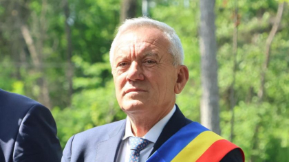 Primarul PSD al Buzăului: Coaliția s-a terminat. Coaliție pentru ce? Pentru dezastre? / O guvernare cu AUR ar fi încă un pas să ne ducem sub 10% / Dacă PSD anunță că-l susține pe Nicușor Dan, mai rău îi face, să mă ierte Dumnezeu! (VIDEO)