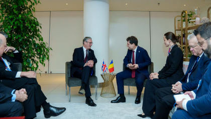 Poze de colecție. Ce-a vorbit Nicușor Dan cu Keir Starmer