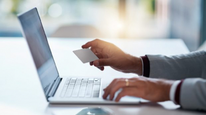 Magazinele online din România, sub presiune maximă din cauza platformelor din Asia și a noilor taxe