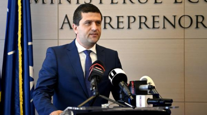 Noul ministru al Economiei vrea să listeze unele dintre companiile de stat la bursă. "Nu toate pot fi listate"
