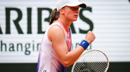 Iga Swiatek, de cinci ori campioană la turneele majore, ajunge în prima sa finală la Wimbledon