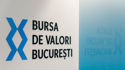 Bursa de Valori de la Budapesta înregistrează o apreciere de 40% în ultimul an în timp ce Bucureştiul stagnează. De ce? Acţiunile OTP au susţinut evoluţia indicelui BUX: banca maghiară a urcat cu 50% în ultimele 12 luni la o capitalizare de 20 mld. euro, de patru ori peste Banca Transilvania
