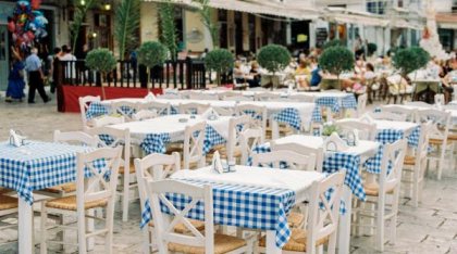 Turiștii abia așteaptă să plece în Grecia, dar țara se confruntă cu o problemă pe care nu o poate rezolva. "Mulți nu s-au mai întors"