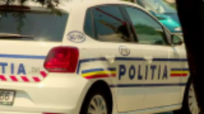 Pensioanară reținută pentru o fraudă de aproape 1.000.000 de lei, în Suceava. A ajutat persoane să obţină ilegal indemnizaţii