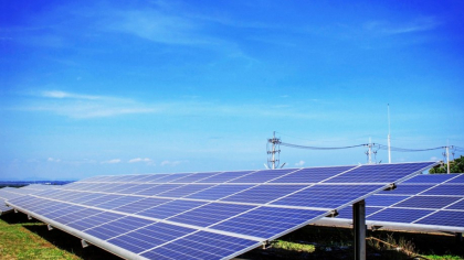 ANAF a identificat o fraudă de peste două milioane lei cu panouri fotovoltaice la o firmă din Constanța