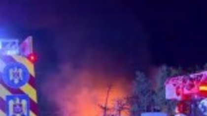 Incendiu puternic în apropierea Capitalei. Fumul gros s-a văzut de la zeci de kilometri