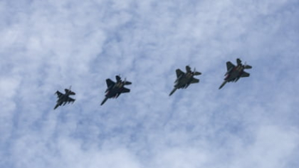 SUA trimit avioane avansate F-15EX la baza aeriană din coasta Chinei