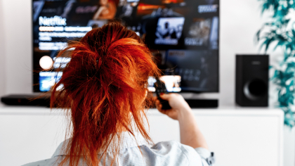 Cele mai bune seriale TV din prima parte a lui 2025. Cel de pe primul loc e o lecție ce nu poate fi ratată