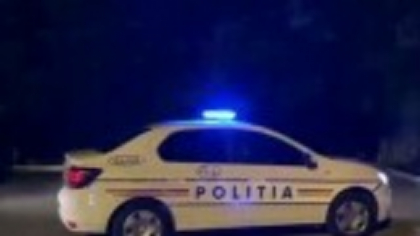 Două femei au fost agresate pe o stradă din București de doi indivizi. Bărbații au vandalizat apoi mai multe autoturisme