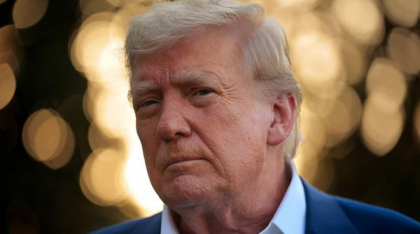 Trump a fost diagnosticat cu „insuficiență venoasă cronică”. Președintele s-a plâns medicului de la Casa Albă că i se umflă picioarele