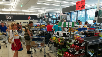 Inflația ar putea depăși 11% în octombrie. Kelemen Hunor: Trebuie păstrată plafonarea la adaosul comercial