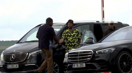 Justin Timberlake a ajuns în România şi va cânta la Electric Castle joi seara. Spectacolul de muzică a început