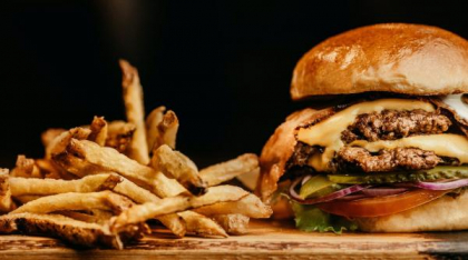 Alegi corect carnea pentru burger? TOP 5 greșeli care îți sabotează vânzările