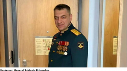 Vladimir Putin l-a decorat cu titlul de „Erou al Rusiei” pe generalul care a ordonat cele mai sângeroase atacuri. „Măcelarul” și-a condus și propriile trupe într-un masacru