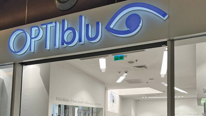 Ce zice gigantul EssilorLuxottica despre achiziţia magazinelor OPTIblu şi Optiplaza în România. E un pas important, pe o piaţă de 19 milioane de consumatori care se poate dezvolta