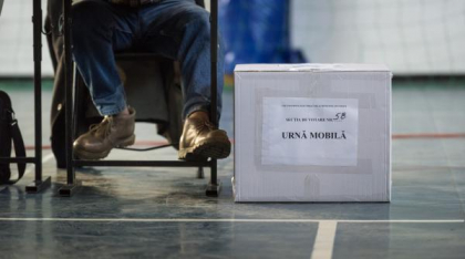 Vot cu urna mobilă în spitalele bucureştene