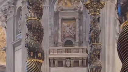 Incident șocant la Vatican. Un bărbat a urinat pe altarul din Bazilica Sfântul Petru