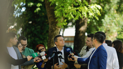 Coaliția decide între plafonarea alimentelor și tăieri în administrația locală