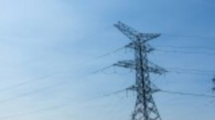 ANRE cere companiilor să-și „rezerve” energia. Cât vor plăti avans după semnarea contractelor pentru livrările viitoare