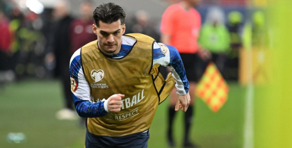 Uns căpitan, Ianis Hagi a dezbrăcat duminică un fotbalist evaluat la 4.000.000 de euro din naționala Austriei