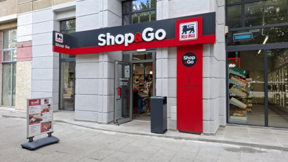 Mega Image aruncă mănuşa: Retailerul a lansat un nou concept de magazin pentru a se bate mai agresiv cu polonezii de la Froo se extind puternic. Cu ce vine nou compania? GALERIE FOTO