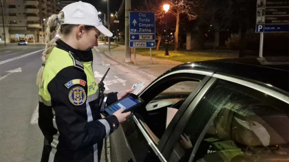 Scuza ireală spusă de un clujean polițiștilor care l-au prins fără permis: „M-am urcat la volan pentru că soția mea..”
