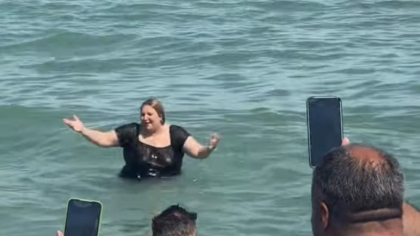 Diana Șoșoacă, spectacol la Neptun, de 1 Mai: „Veniți pe litoralul românesc!”