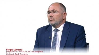 ZF Live. Sergiu Oprescu, UniCredit Bank:Observăm această consolidare a sistemului, iar băncile mici cu cotă de piaţă sub 1%, dacă nu se reorientează sau dacă nu se consolidează pentru a forma o masă critică, vor rezista cu greu. Băncile din România au expunere mare pe titluri de stat româneşti, ceea ce este un lucru bun, dar şi un punct slab