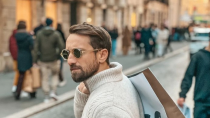 Dani Oțil, în rolul tatălui „multitasking”. Reacții amuzante după postarea sa de pe Instagram