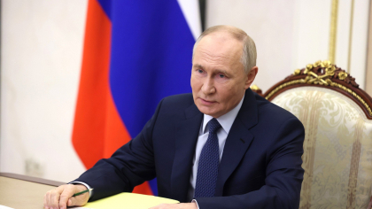 Putin susţine că sunt cetăţeni francezi care luptă „alături de Rusia”