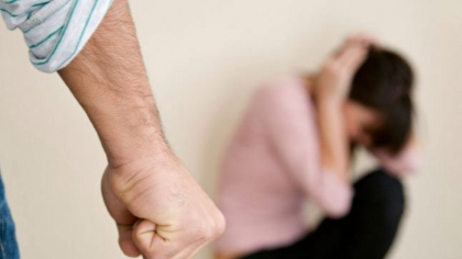 Discuţii despre introducerea infracțiunii de femicid în Codul Penal. „Al 27-lea pe anul acesta s-a produs ieri. Dacă nu schimbăm ceva, vor urma alte victime"