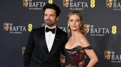 Sebastian Stan a votat cu paşaportul la New York. Cum i-a îndemnat pe românii din toată lumea să meargă la vot