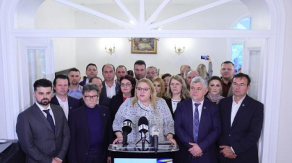 Șoșoacă: Nu susținem globaliștii, dar nici persoane care apără violatorii unei minore