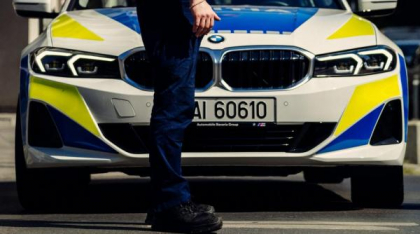 Poliţist din Argeş, acuzat că a cerut 100.000 de euro ca să intervină într-un dosar penal. Ulterior, ar mai fi cerut bani și telefoane
