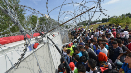 Ungaria a fost condamnată la CEDO pentru expulzări colective de migranţi