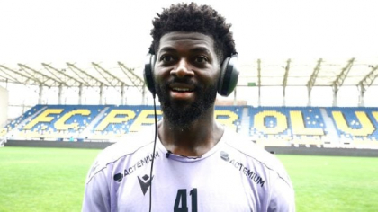 Jerome Onguene, jucătorul transferat de Petrolul, fost coleg cu Mbappe la naționala Franței, are post de radio de sport în Camerun: „Ofer și eu câteva locuri de muncă”