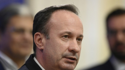 Inflația ar putea depăși 15% în noiembrie dacă se renunță la plafonarea adaosului la alimentele de bază. Avertismentul lui Adrian Câciu