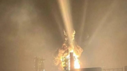 O importantă rafinărie de petrol rusă din regiunea Leningrad, în flăcări după un atac ucrainean cu drone
