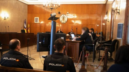 Un român a suferit un AVC în fața judecătorilor care se pregăteau să-l condamne. Riscă 19 ani de închisoare, în Spania