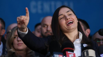 Ziceri din Gavrilă după fuga parlamentarilor POT: Toți facem the best/Oamenii sunt consumabili/Nu am făcut legi că am salvat democrația