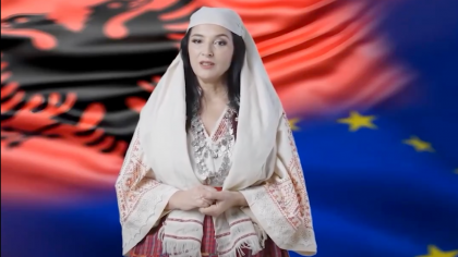 VIDEO. „Nu sunt aici pentru a înlocui oamenii!” Ministrul creat cu inteligența artificială vorbește în fața parlamentului
