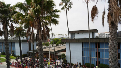 O judecătoare a dispus oprirea raidurilor arbitrare asupra imigranților în sudul Californiei