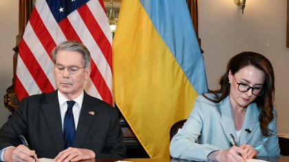 SUA şi Ucraina au semnat acordul privind mineralele rare