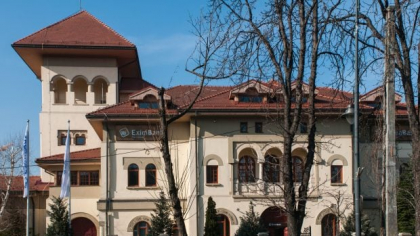 Cine este olandezul din spatele afacerii cu RAAPPS și Eximbank, din care familia Peterson scoate 720.000 de euro profit anual. Asociat cu un bancher condamnat în Rusia 